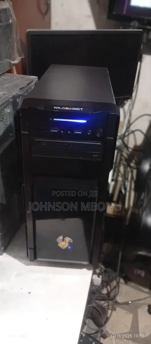 Desktop Computer Asus 16GB Intel Core I7 SSD 512GB