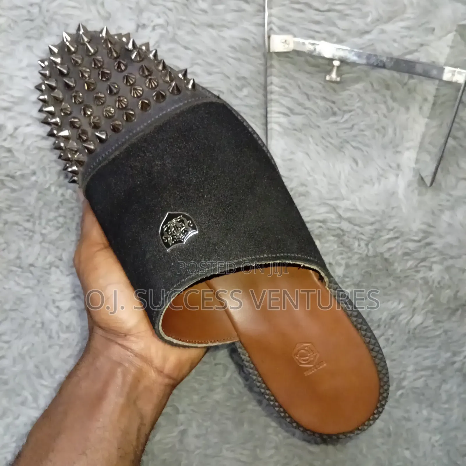 Tip-Toe Spiked Mule