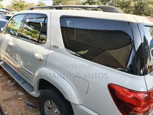 Toyota Sequoia 2007 White