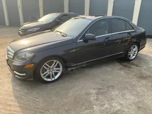 Mercedes-Benz C300 Sport 4Matic Sedan AWD (3.5L 6cyl 7A) 2013 Black