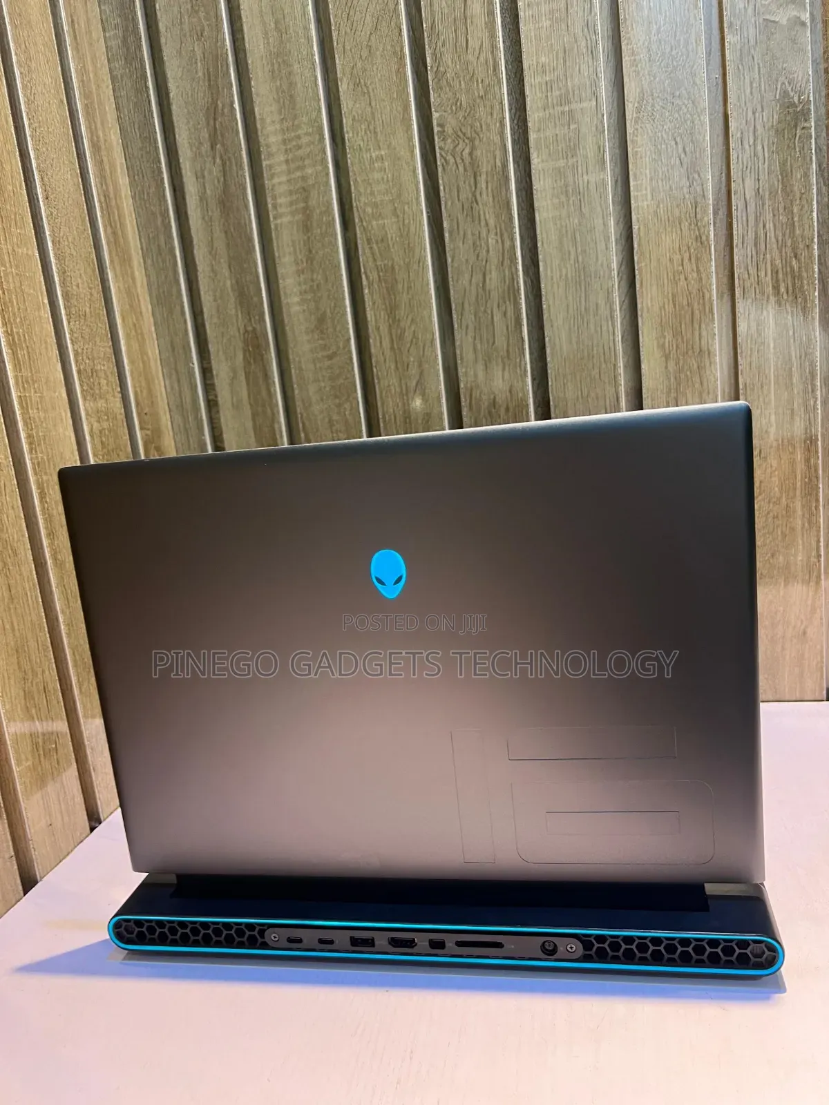Laptop Dell Alienware M16 R1 64GB Intel Core I9 SSD 2T