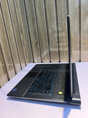Laptop Dell Alienware M16 R1 64GB Intel Core I9 SSD 2T