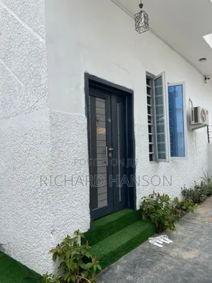4bdrm Duplex in In General Paint, Sangotedo for rent