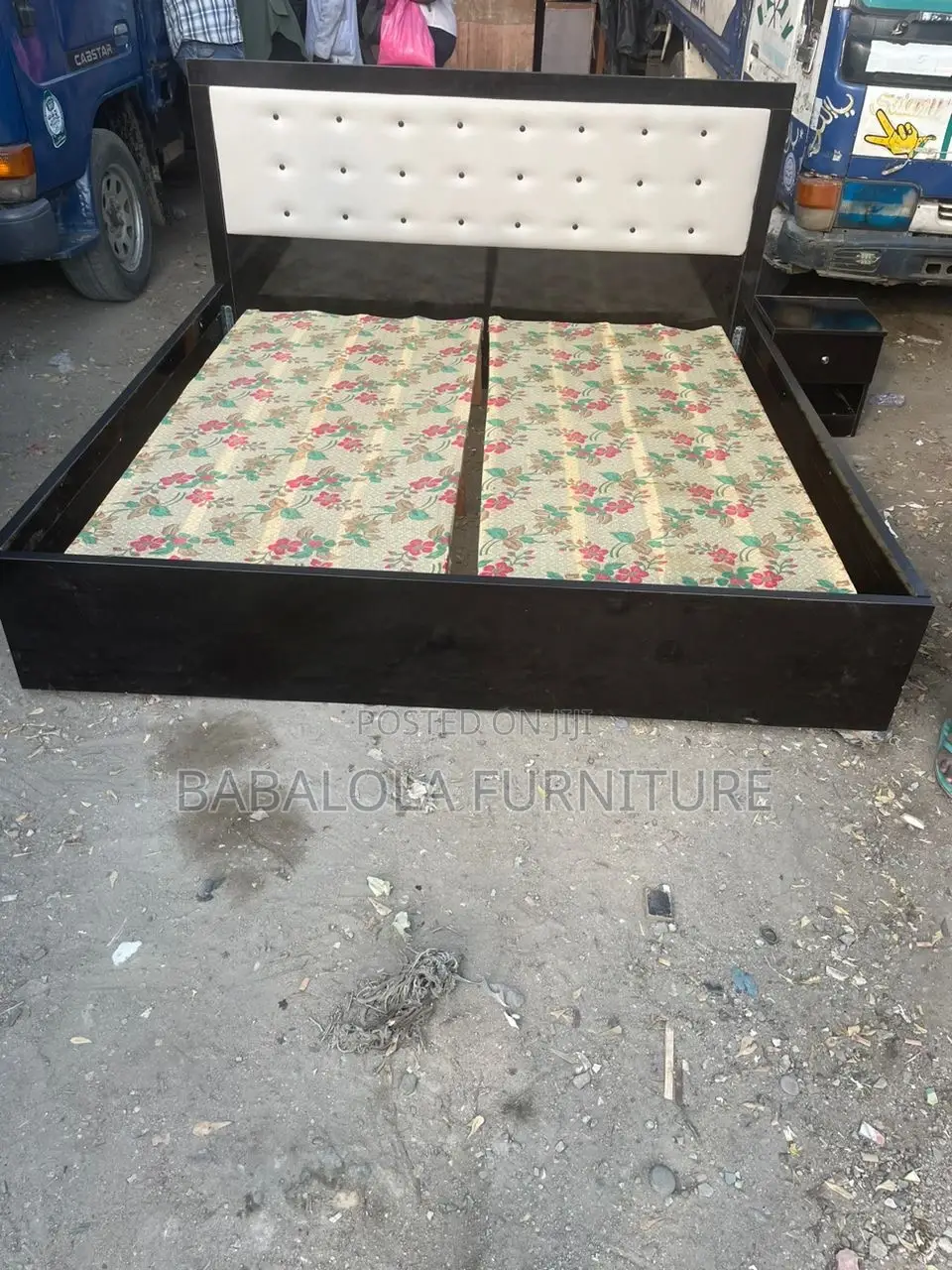 6:6 Feet Board With Pad Bed Frame