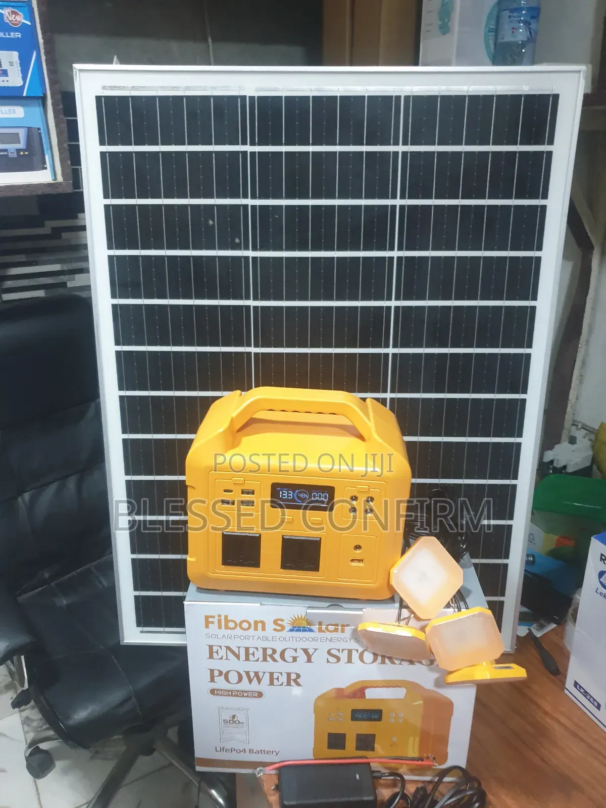 All in One Solar Generator 500w With Panel