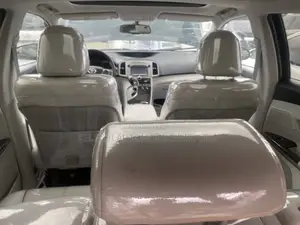 Toyota Venza XLE 4dr Wagon AWD (3.5L 6cyl 6A) 2015 Gray