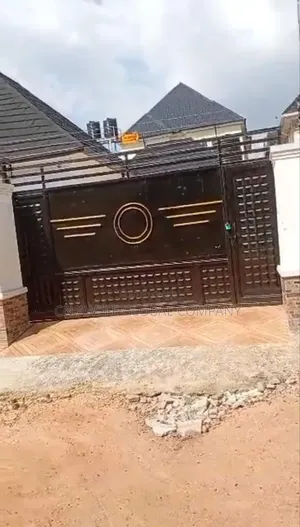 Furnished 3bdrm Bungalow in Diamond Estate, Oshimili South for sale