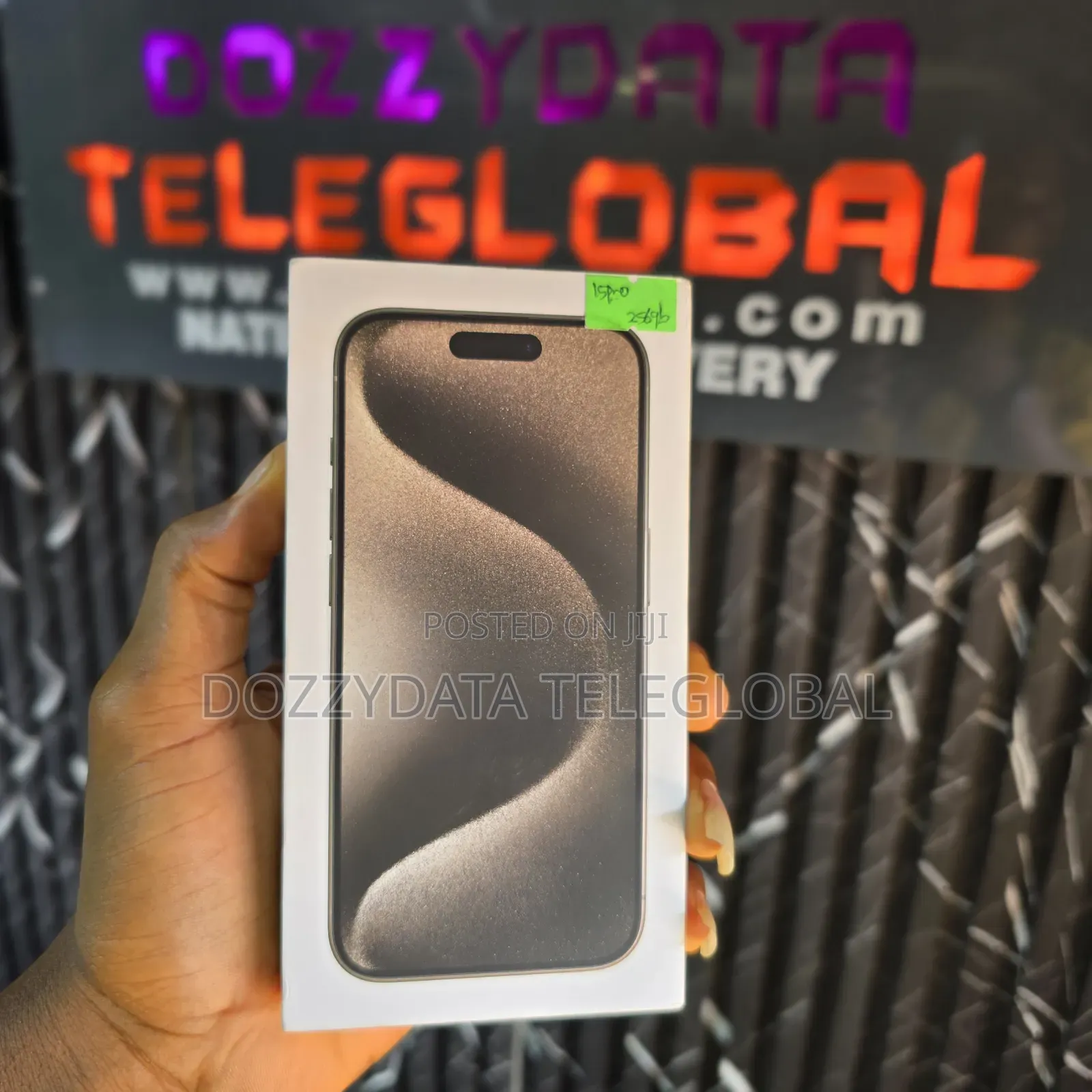 New Apple iPhone 15 Pro 256 GB