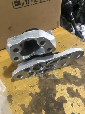 Engine Seat Ford Explorer 2011,2012,2013,2014,2015,2016.