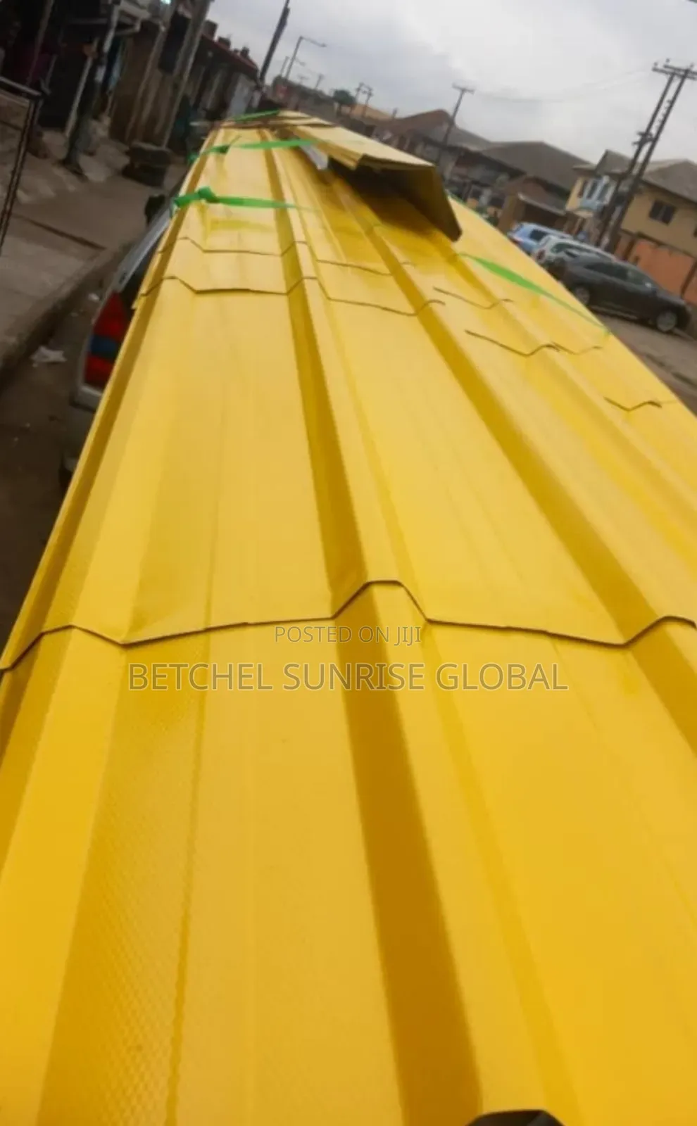 Aluminum Sheet Delivering to Site