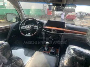 Lexus LX 570 AWD 2018 Gray