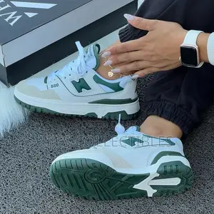 Original New Balance 550 Sneakers