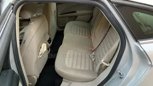 Ford Fusion Platinum FWD 2017 Silver