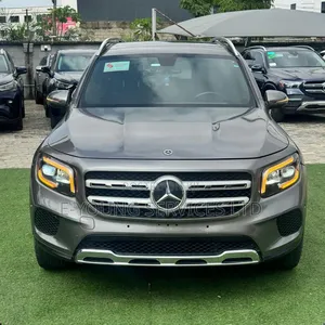 Mercedes-Benz GLB-Class GLB 250 4MATIC 2022 Gray