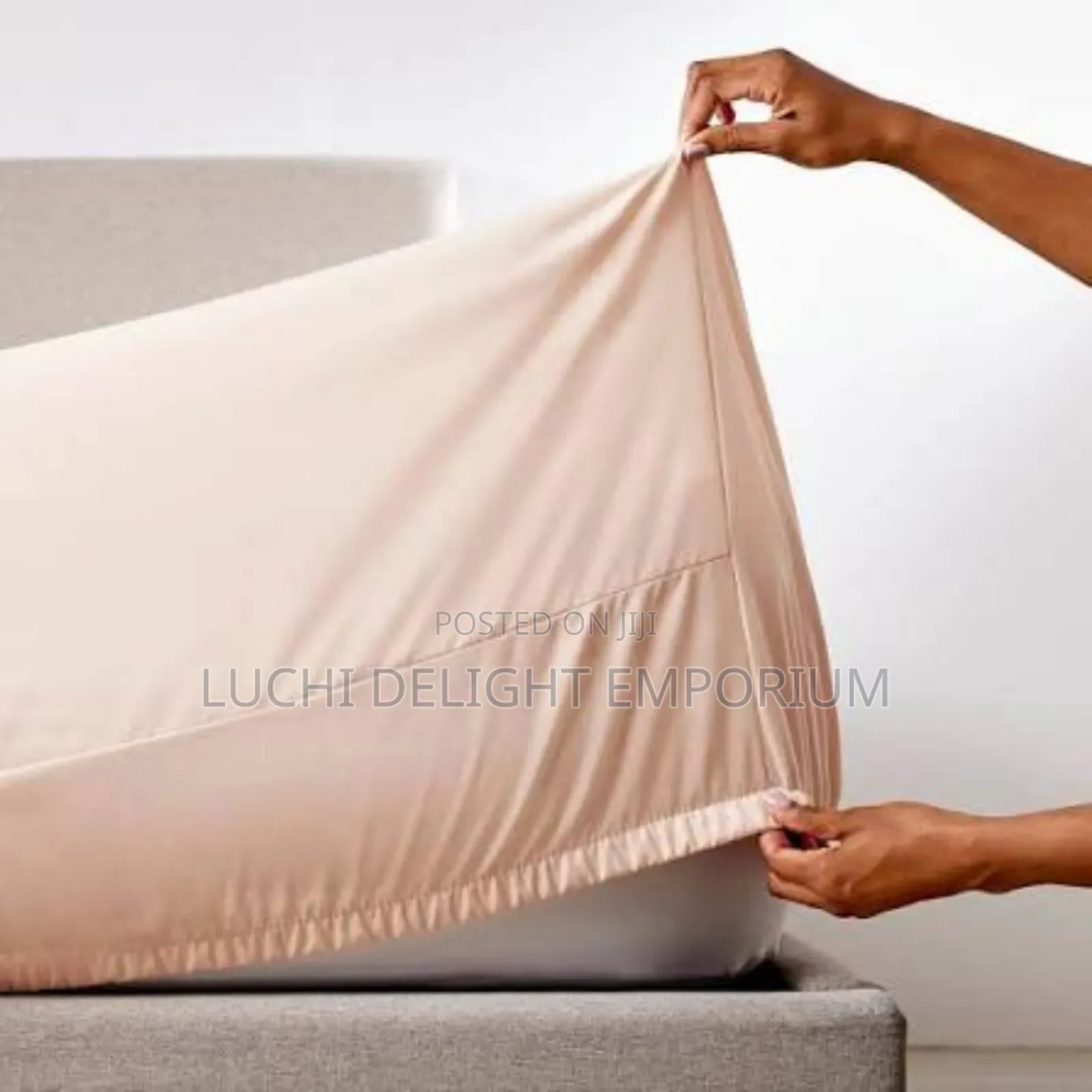 Fitted Sheet Mattress Protector + 2 Bed Pillows