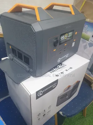 Powerful 2000w All in One Solar Generator With 600w Solar Panel