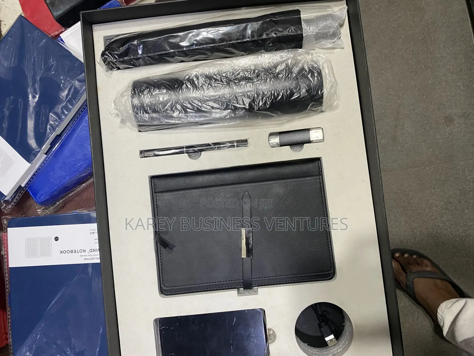 Corporate Gift Set-Items;Powerbank,Umbrella,Flask,Notepad,Flash Drive
