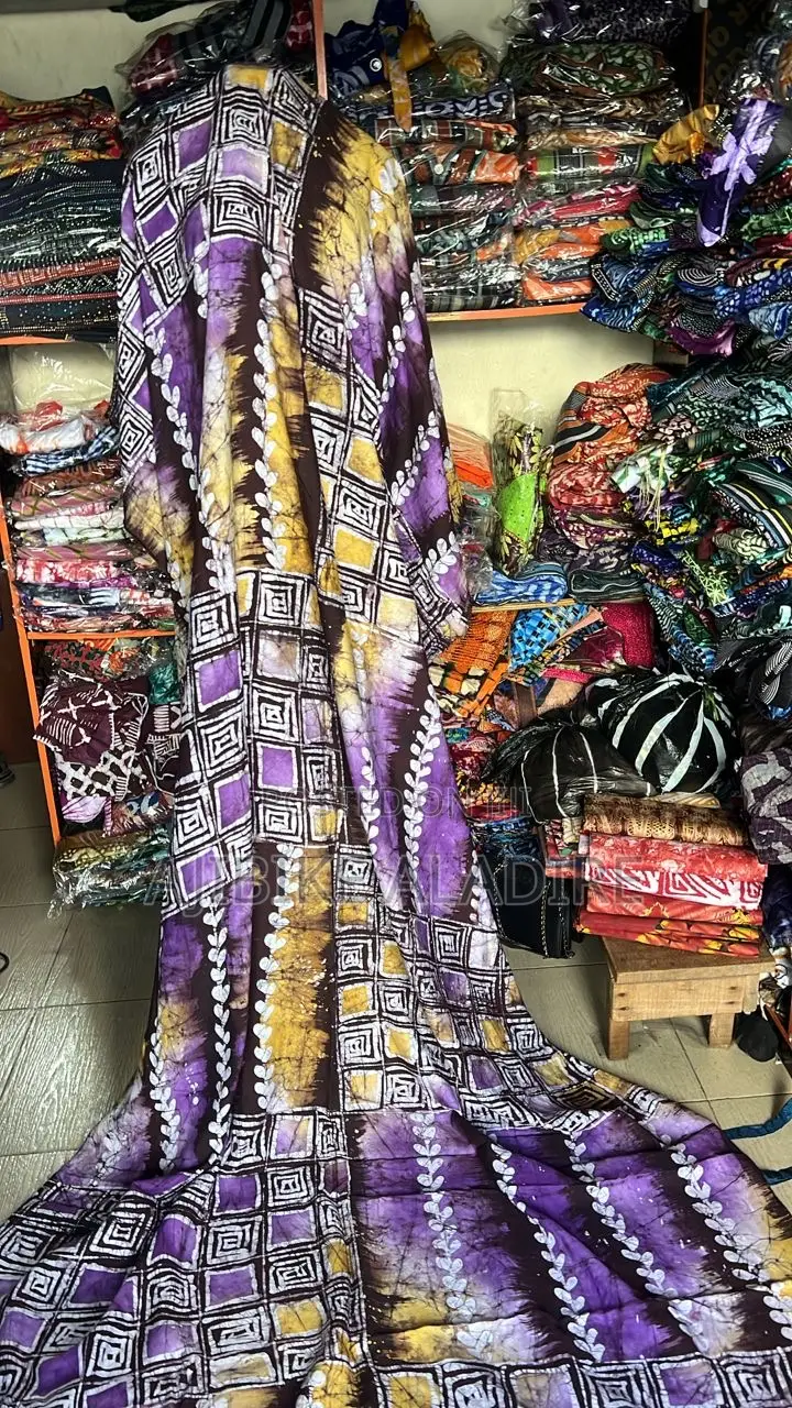 Big Crepe Handwork Design