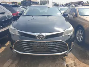 Toyota Avalon Limited FWD Sedan (3.6L 6cyl 6A) 2016