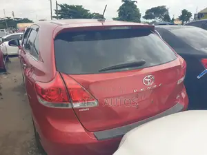 Toyota Venza V6 2010 Red