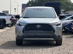 New Toyota Corolla Cross LE 4WD 2024 Silver
