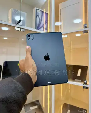 Apple iPad Pro 11 (2024) 256 GB