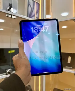 Apple iPad Pro 11 (2024) 256 GB