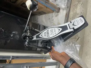 Iron Cobra Drum Pedal