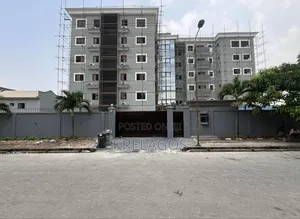 3bdrm Apartment in Lekki Phase 1 for rent