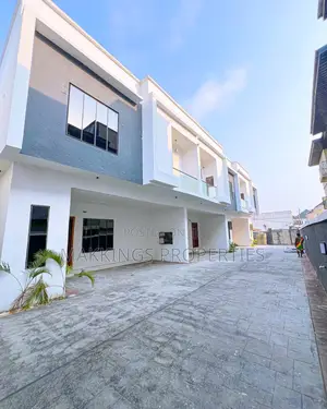 4bdrm Duplex in Chevron for rent