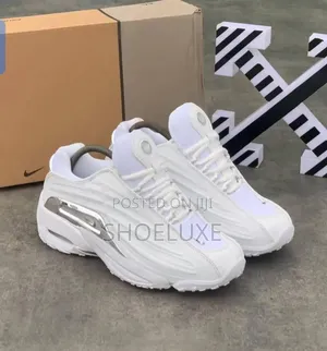 Nike Monarch Iv Sneakers