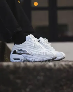 Nike Monarch Iv Sneakers