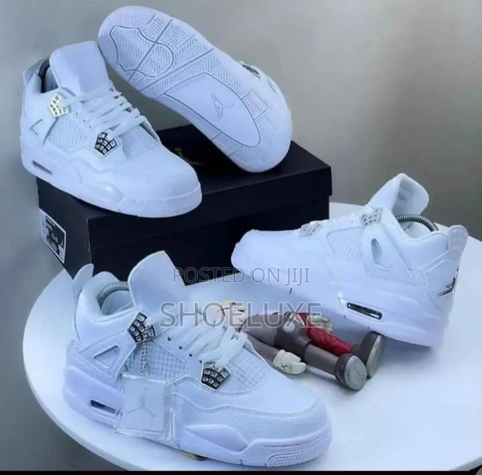 Air Jordan 4