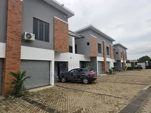 4bdrm Duplex in Ibadan for sale