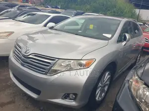 Toyota Venza V6 2009 Silver