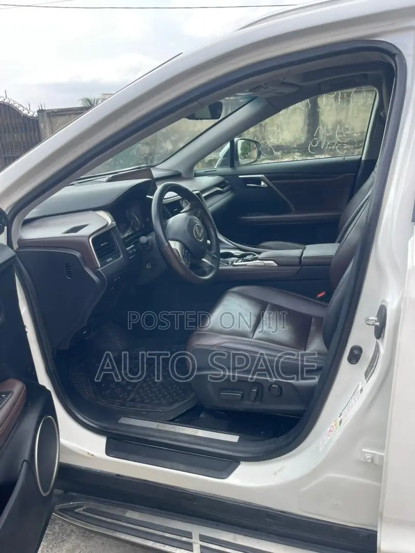Lexus RX 350 AWD 2017 White