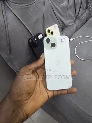 Apple iPhone 15 128 GB Gray