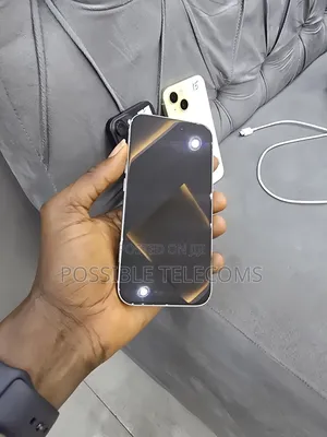 Apple iPhone 15 128 GB Gray