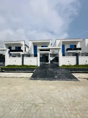 5bdrm Duplex in Ajah for sale