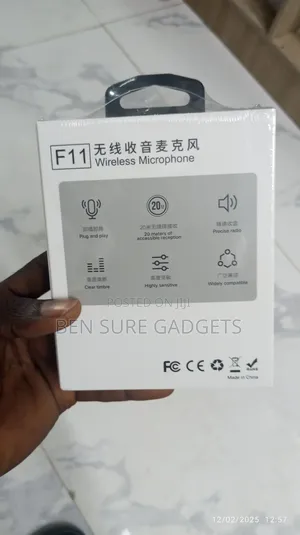 F11-2 Wireless Microphone