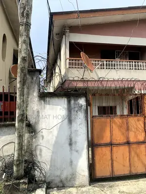 4bdrm Duplex in Alagomeji for sale