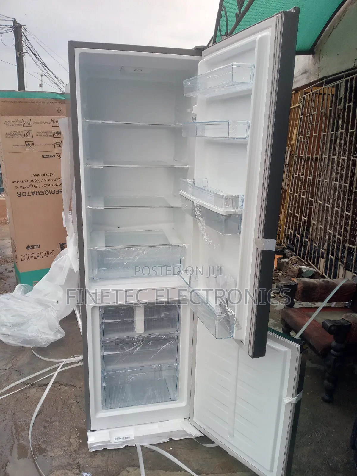Hisense Refrigerator, Bottom Freezer, 264l
