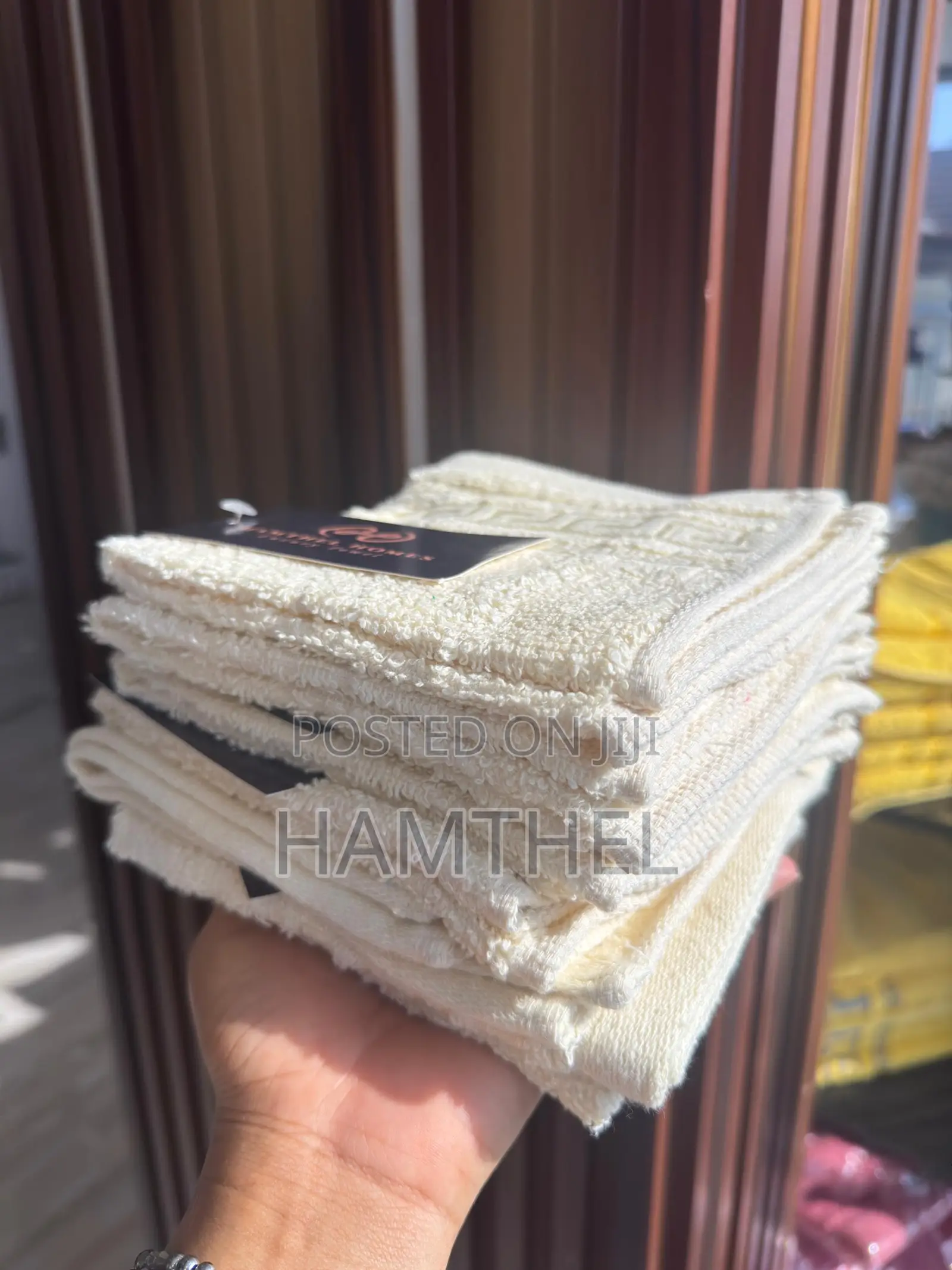 Soft and 100% Cotton Face Towel
