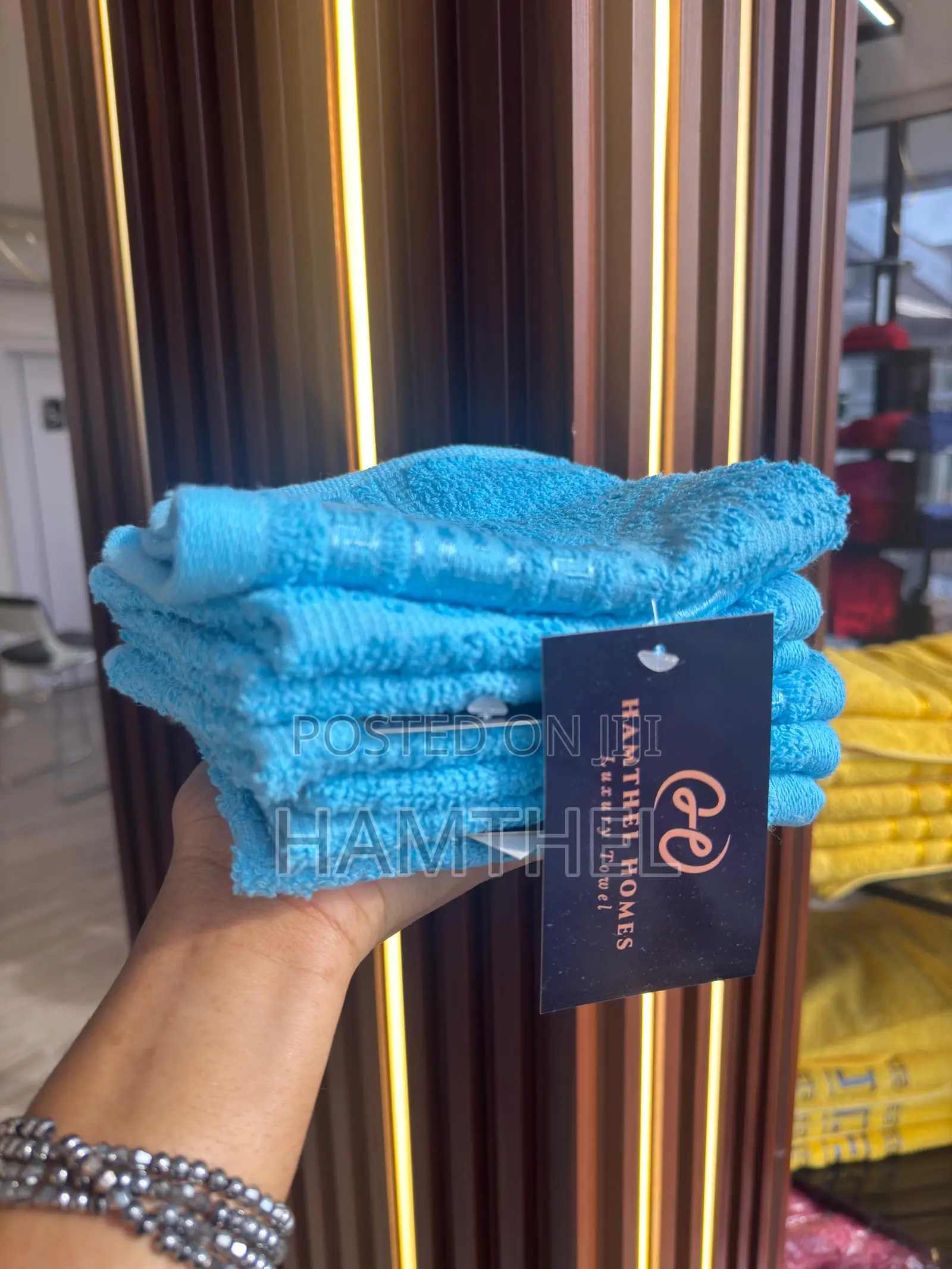 Soft and 100% Cotton Face Towel