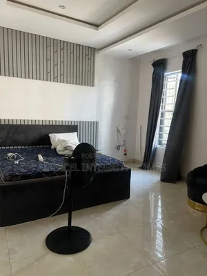 1bdrm Shared Apartment in Ikate, Lekki for rent