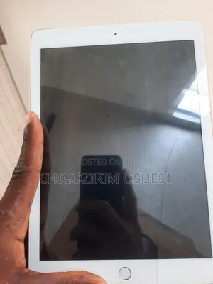 Apple iPad 9.7 32 GB