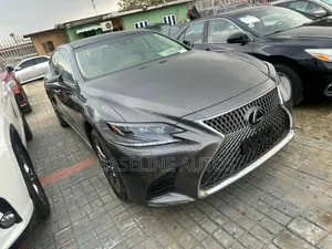 Lexus LS 2019
