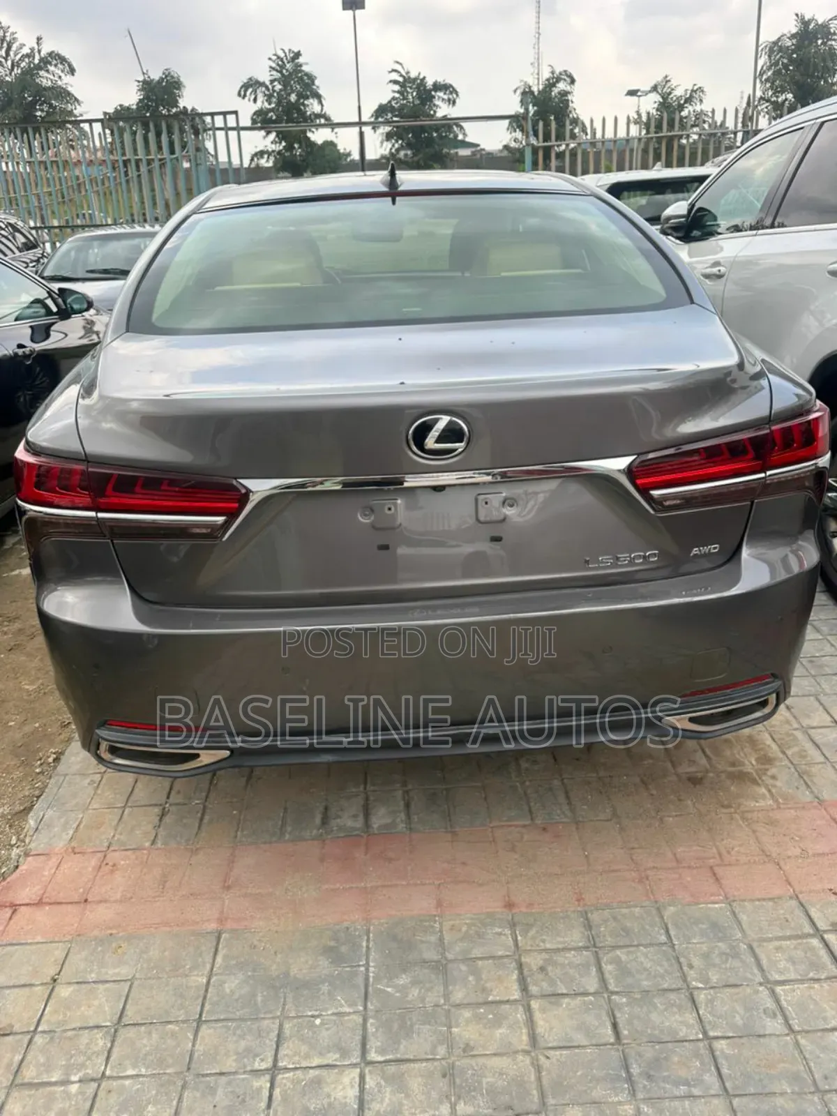 Lexus LS 2019