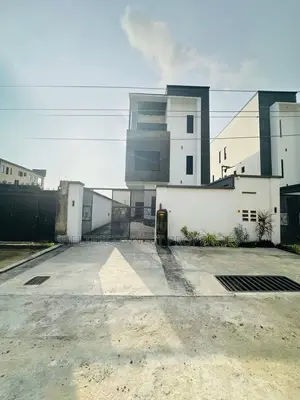 5bdrm Duplex in Ajah for sale