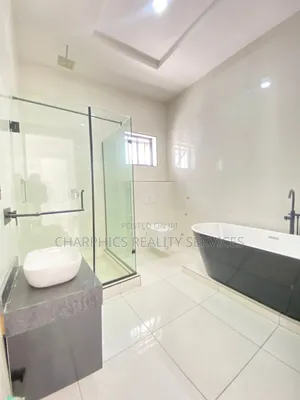4bdrm Duplex in Ikota for rent